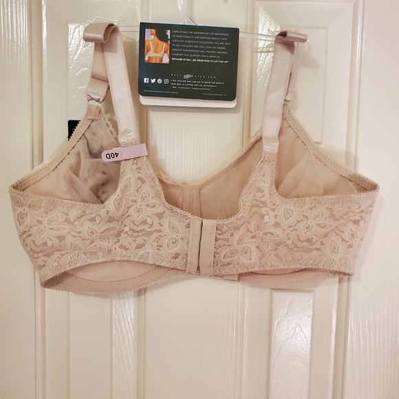 Bali Shaping & Support Smoothing Lace Bra - Picture 4 of 7